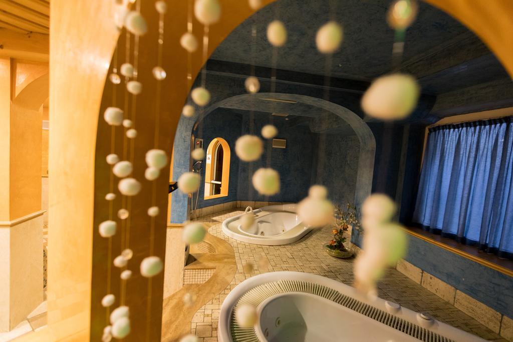 Hotel Cervo Livigno Exterior photo