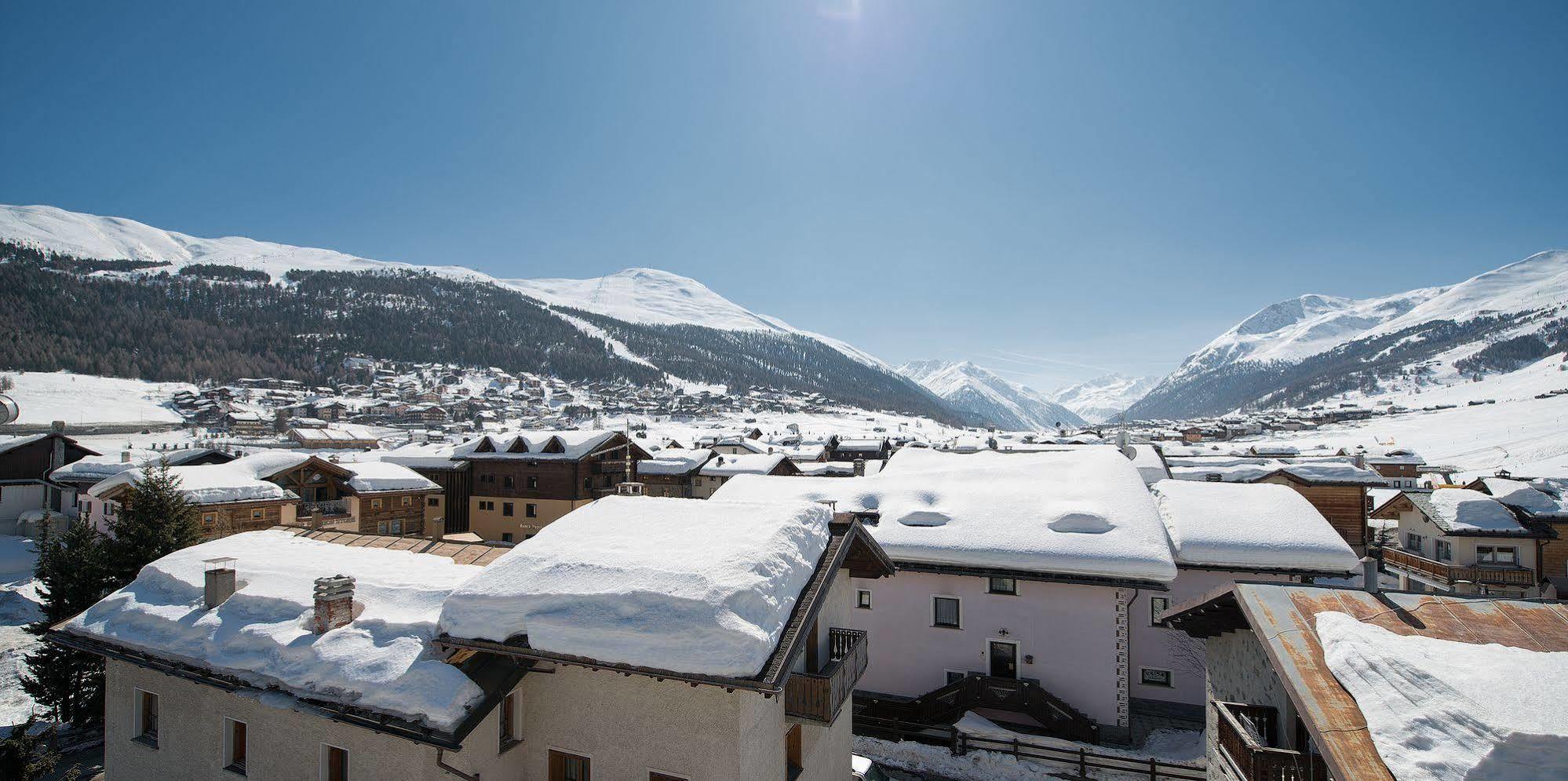 Hotel Cervo Livigno Exterior photo